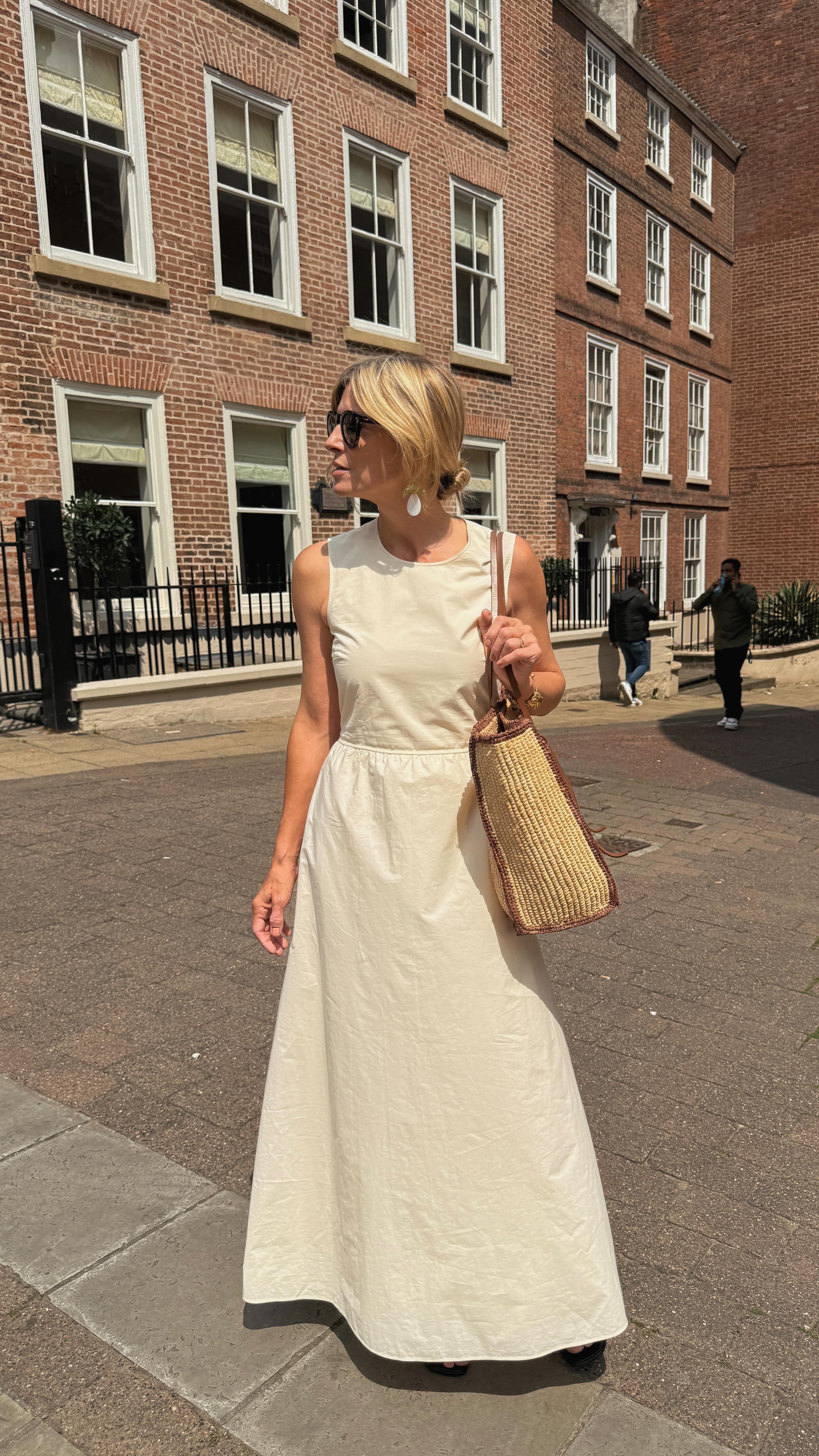 Instagram post by @fashionandstyleedit for Flattered. Caption reads: [...] are old favourites but still in stock....