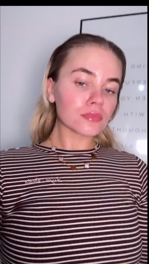 Instagram post by @katehayesmakeup for Hairburst. Caption reads: Here’s a caption for your hair growth Embracing....