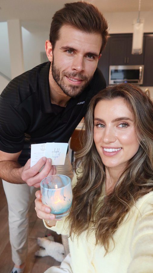 Instagram post by @kaitybiggar for glassybaby. Caption reads: I’m partnering with @glassybaby and their light it....