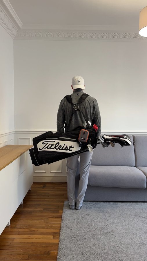 Instagram post by @arnaudseriegolf for Titleist. Caption reads: You can’t look bad in FootJoy 🤷🏻‍♂️ #golf....