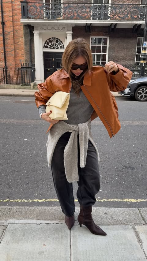 Instagram post by @whatgigiwears for Topshop. Caption reads: [...] undocumented outfit is an unworn outfit....