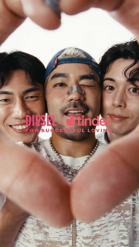 Instagram post by @jobu_98 for Tinder. Caption reads: DIESEL x Tinder｜すべての愛を、愛してる。 『愛』についての、あれこれ。 [...].