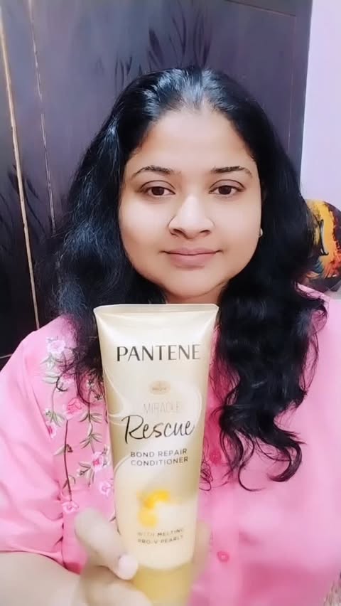 Instagram post by @ekta.goel.9406 for The Hype. Caption reads: #ad #pantenebondrepair #thehype #1to7media....