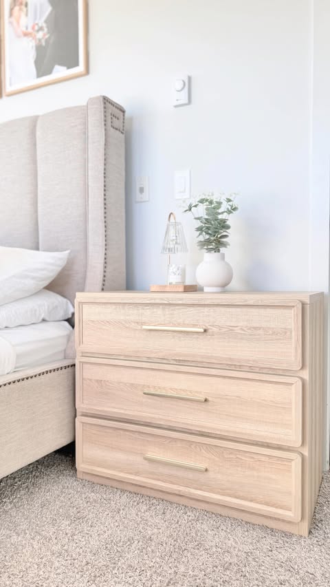 Instagram post by @exploringwiththeasmas for Sicotas. Caption reads: We upgraded our bedroom with the @sicotas....