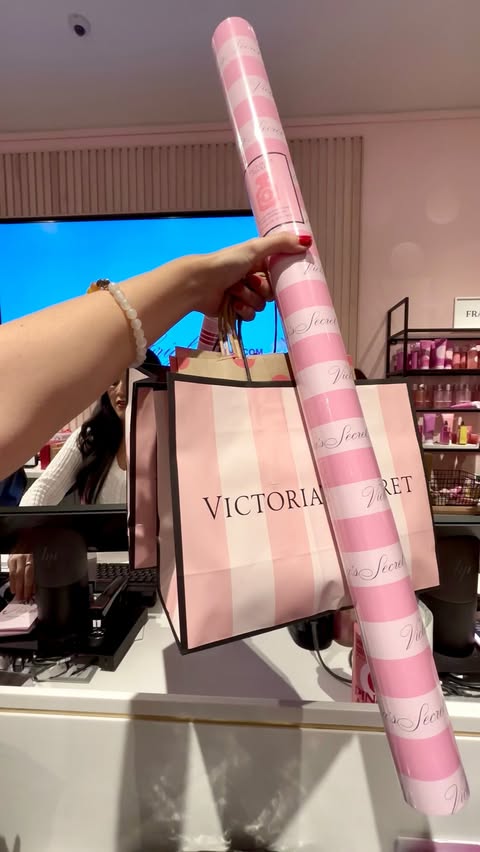 Instagram post by @swiftbetterhavemymoney for vspink. Caption reads: [...] through my link ✨

@victoriassecret....