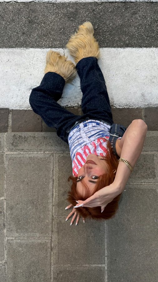 Instagram post by @ileniazanetti for Desigual. Caption reads: a day in @desigual #desigualcommunity 
*gifted.