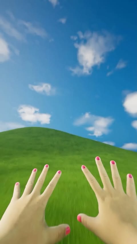 Instagram post by @daniverdari for Windows. Caption reads: #MicrosoftWindowsPartner
Celebrating 40 years of....