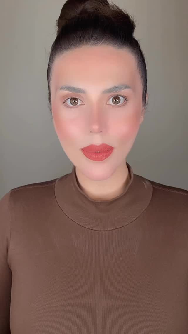 Instagram post by @esraurn for SK-II. Caption reads: @skii @skii.usa 

I recently had the pleasure of....