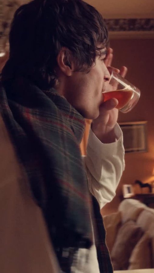 Instagram post by @thomas.meacock for Elwood Clothing. Caption reads: Me for the @elwoodclothing campaign !!.