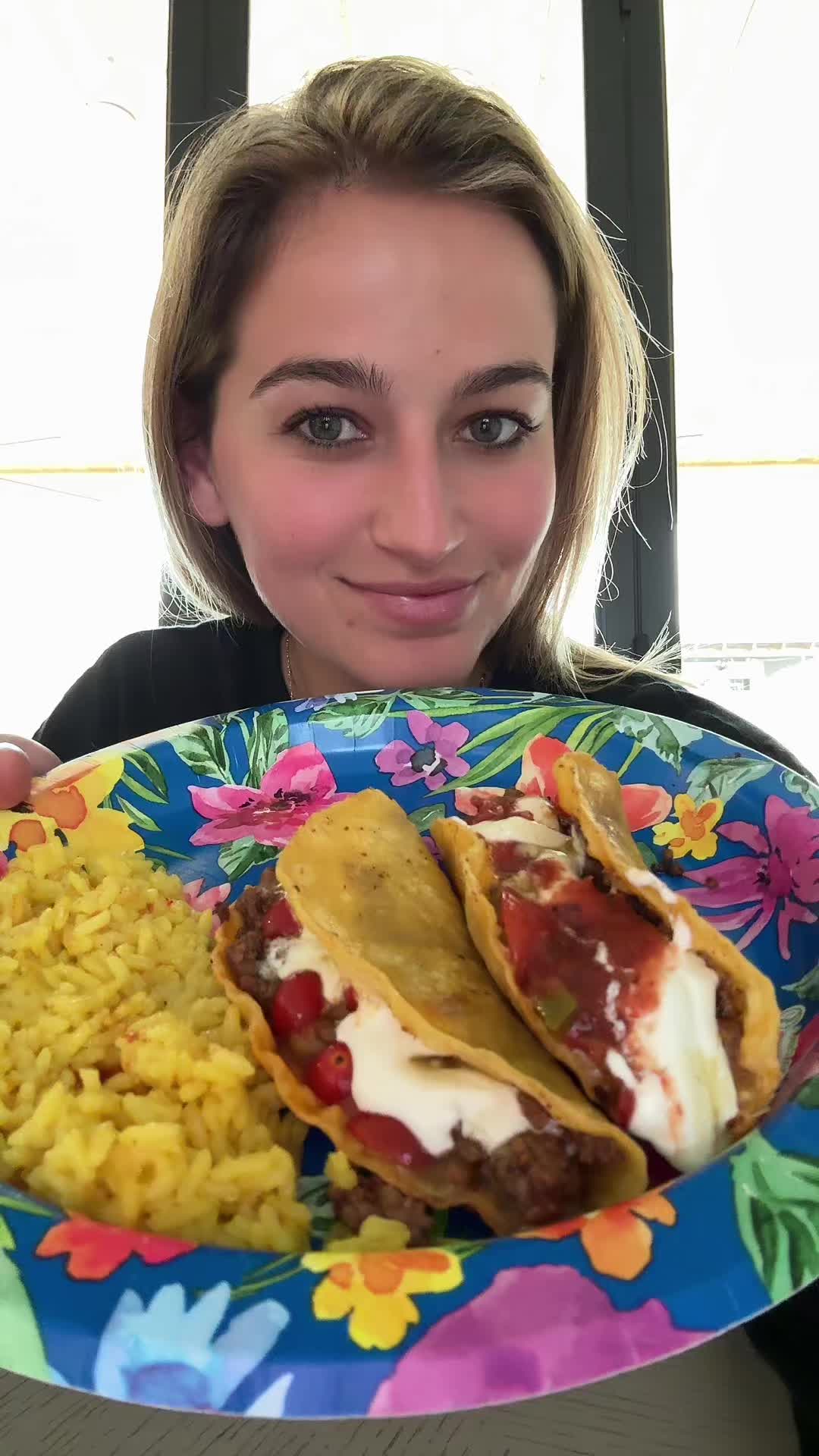 TikTok post by @calleyblue for Siete Foods. Caption reads: Best chips…. @Siete Foods .