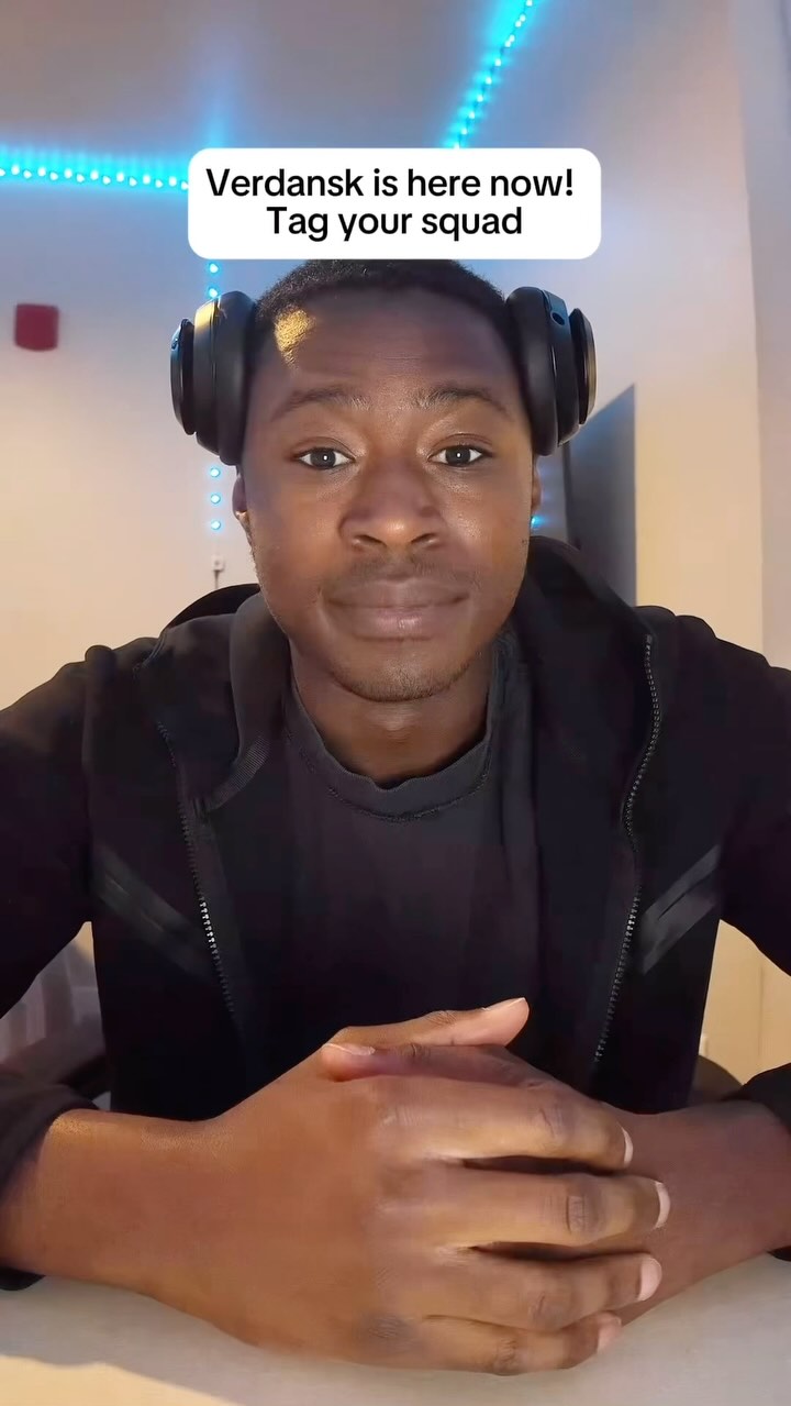 Instagram post by @feyoluleye for Call of Duty. Caption reads: Squads, get ready. The Verdansk map is back.....