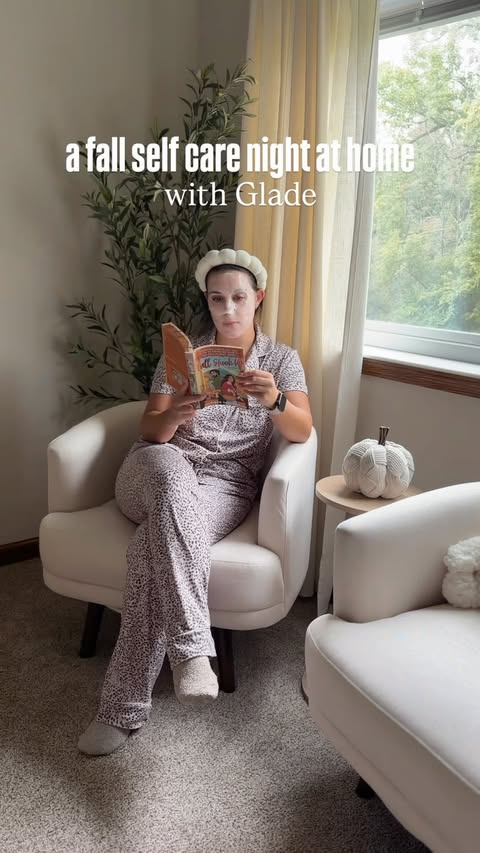Instagram post by @lifebyallisonblog for Glade. Caption reads: [...] a face mask, a good book, and my fall Glade....