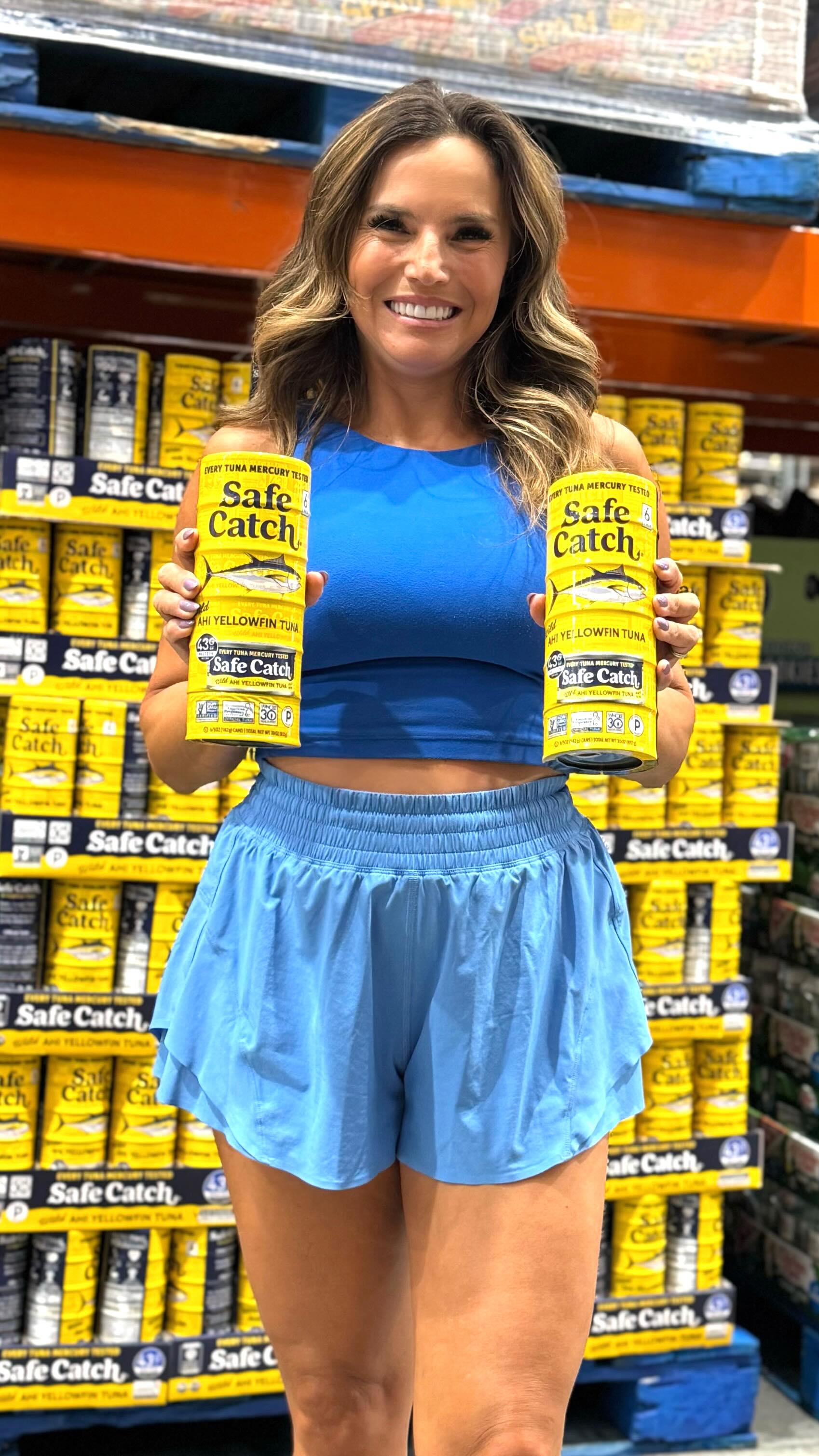 Instagram post by @cacauzinha1 for Safe Catch. Caption reads: I’ve been so into these quick wraps lately....