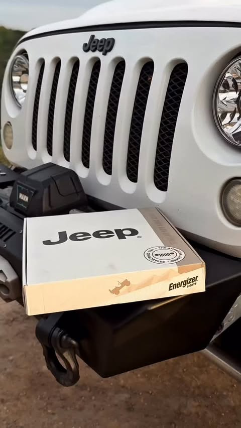 Instagram post by @losangelesjeep for Energizer. Caption reads: Keep the adventure alive with @Jeep and....