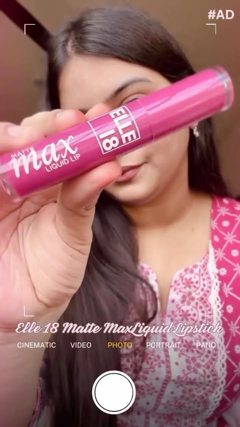 Instagram post by @__medhasingh___ for Elle18. Caption reads: Elle18 Matte max lipstick 🎀🫶🏻 #ad #elle18 [...].