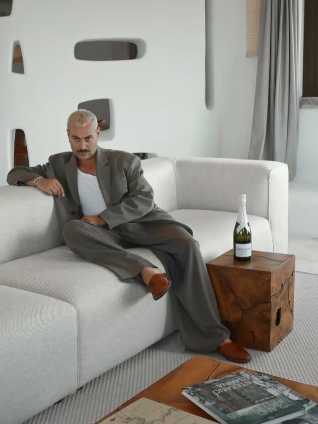 Instagram post by @robertoderosa for Moët & Chandon. Caption reads: Porto Cervo you are amazing 🥂#adv @moetchandon....