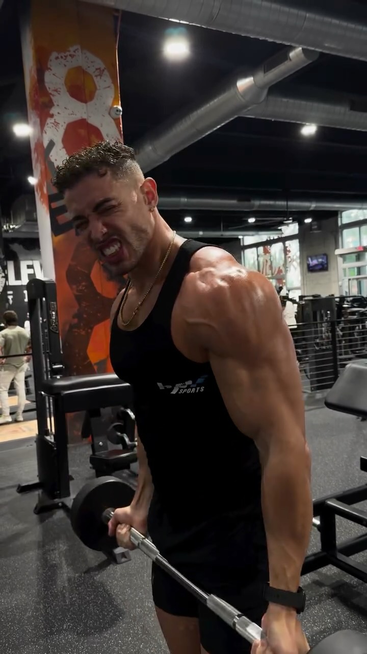 Instagram post by @teamturo for BPI Sports. Caption reads: PUMP WAS LEGIT!🔥😤 Intense back & bi session with....