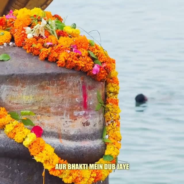 Instagram post by @banarasi_bhaukal for Sri Mandir. Caption reads: 🌿Sawan ke Somwar Banaras ka Pavitra Safar 

Every....
