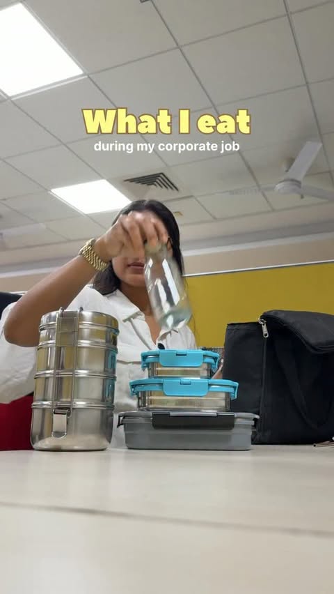 Instagram post by @aachalera for Fast & Up. Caption reads: Comment LINK and I’ll share the product details ✨....