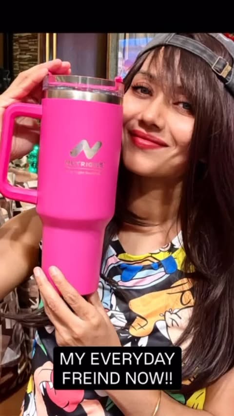 Instagram post by @rinkee110 for Hobo.Video. Caption reads: [...] #gym #musclebuilding #wellnessjourney....