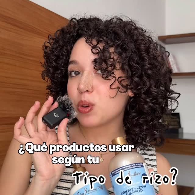 Instagram post by @autentika_mzt for Sheamoisture. Caption reads: Si no sabes que productos usar según tu tipo de....