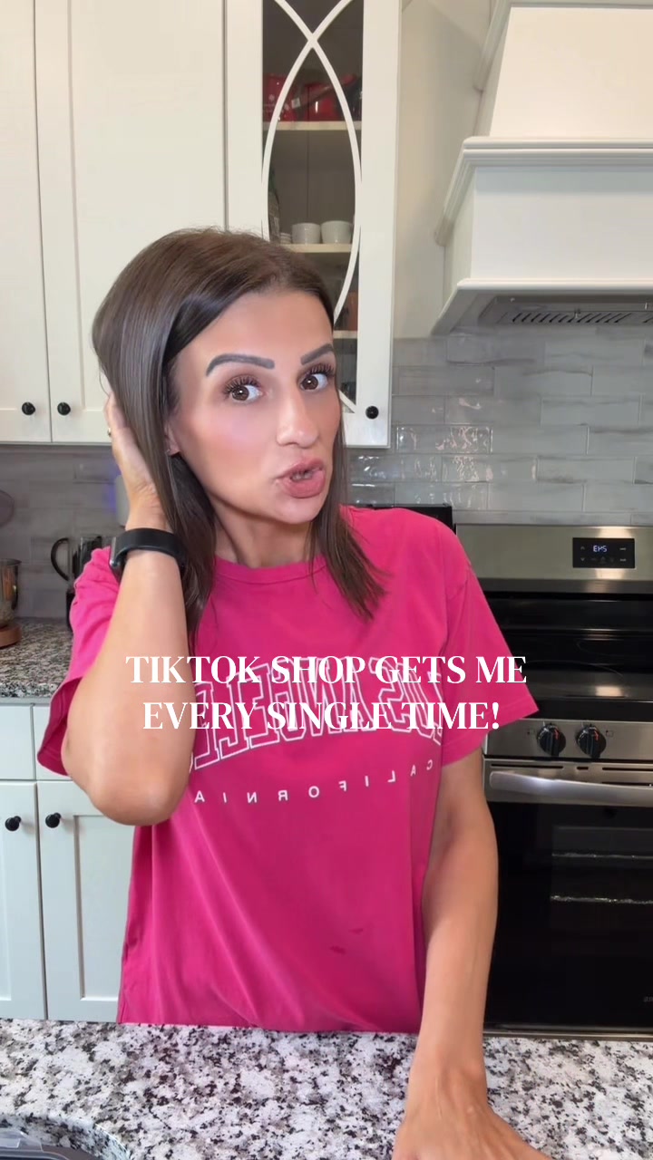 TikTok post by @minarahmic for Iris And Rainbow. Caption reads: [...] 🥰 #fyp #tiktokshop #fypage #irisandrainbow....