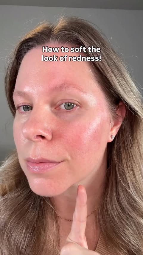 Instagram post by @juliarosemondbeauty for Erborian. Caption reads: [...] my go-to product for my redness! The....