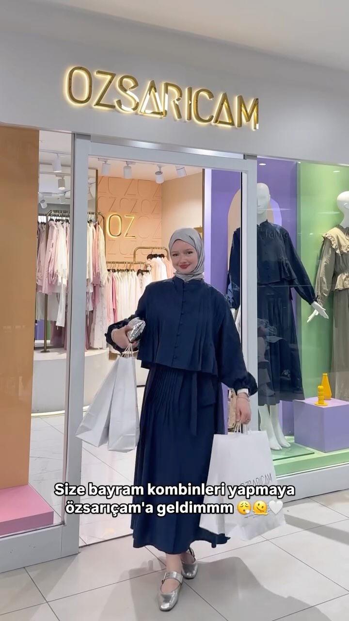 Instagram post by @maideryakara for OZSARICAM. Caption reads: Hepsi o kadar güzeldiii kiiii 🫠✨🤍
#reklam.