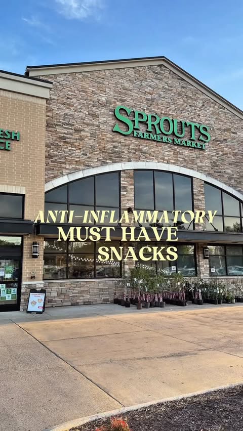 Instagram post by @sarahheltonn for LesserEvil Snacks. Caption reads: [...] @simplemills @sietefoods @lesserevilsnacks....