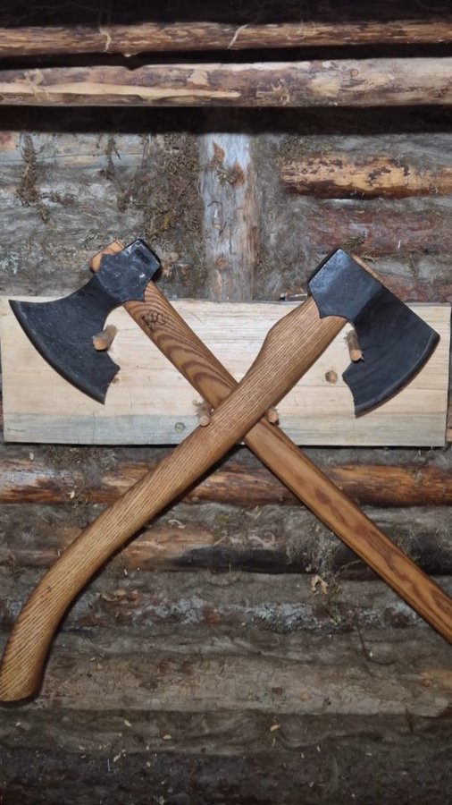 Instagram post by @turkishviking for BeaverCraft Tools. Caption reads: [...] by visiting their website:....