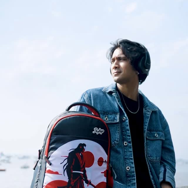 Instagram post by @_aman_mandal for Skybags. Caption reads: Making waves on billboards. Turning heads in your....