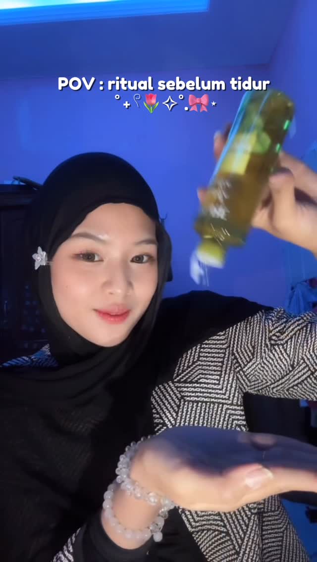 Instagram post by @nuraisyahhmzah for NPURE. Caption reads: Pure & soothing for your skin🫶🏻💖 NPURE Cica....