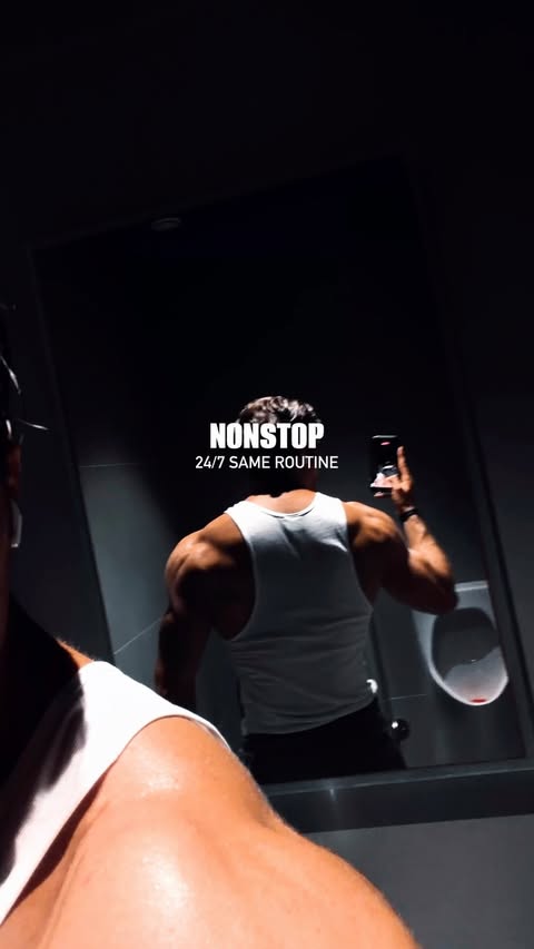 Instagram post by @dpersy for Gymshark. Caption reads: [...] - 365 days no matter what All fits @gymshark....