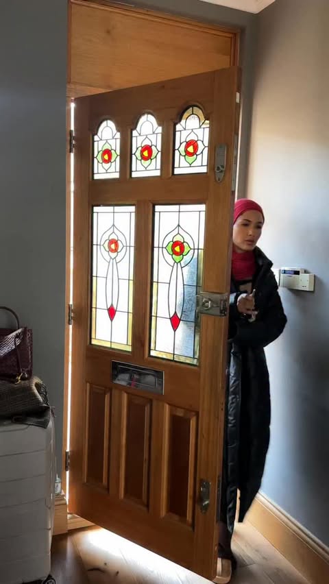 Instagram post by @zeinahnur for Sky TV. Caption reads: [...] of All Her Fault can now be streamed on....