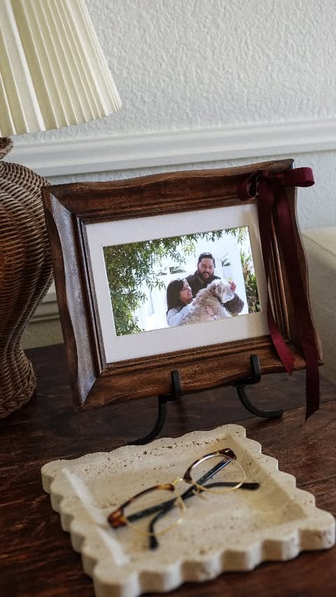 Instagram post by @hauz.and.co for Savers. Caption reads: Welcome to Day 2 of 12 days of Thriftmas 🎁🎄✨️....