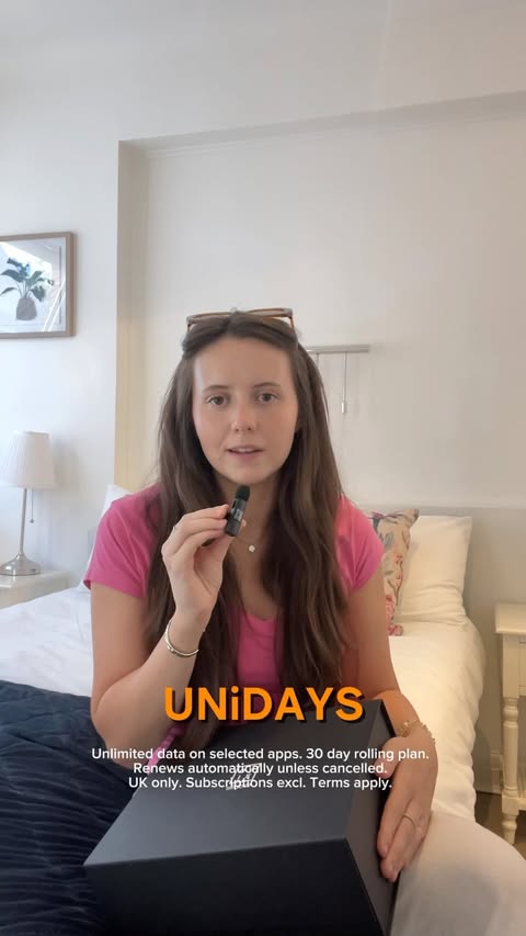 Instagram post by @aameliahigh for UNiDAYS. Caption reads: [...] Media is a MUST) 🧡 #AD @voximobile....