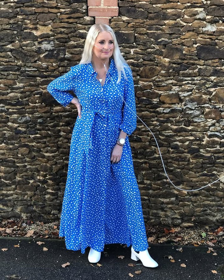 Instagram post by @breathlesslymothering for Next Press. Caption reads: Hesitantly looking ahead to 2020 and leaving 2019....