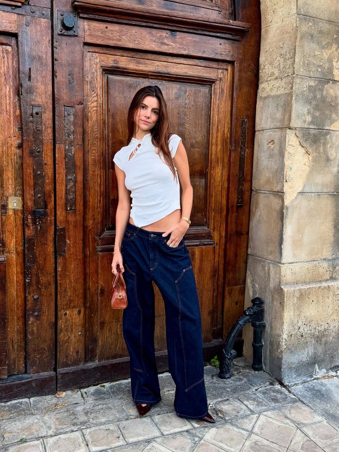 Instagram post by @pimpredskv for Lancaster. Caption reads: [...] de veste
-
pant : @zadigvoltaire....