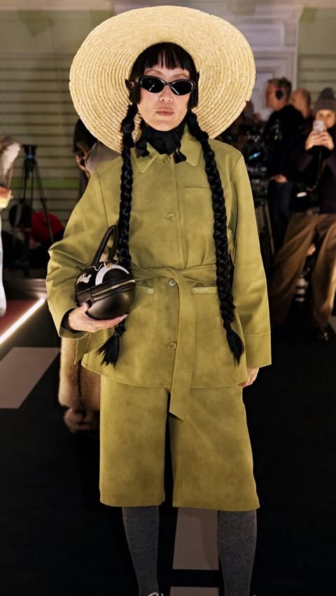 Instagram post by @charlene_ye_davies for Baum und Pferdgarten. Caption reads: [...] tired but mood high. Dressed in....