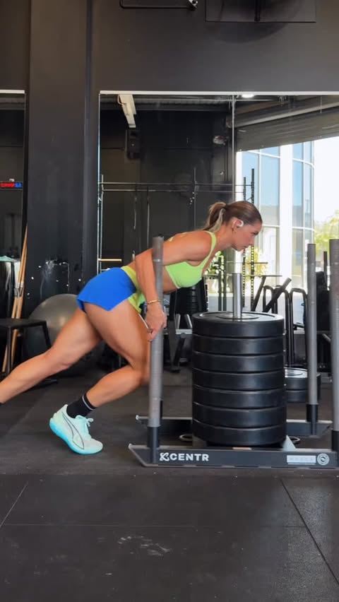 Instagram post by @annabelleronnfeldt for Shokz. Caption reads: [...] will let you know!!) Wearing @shokzaunz....