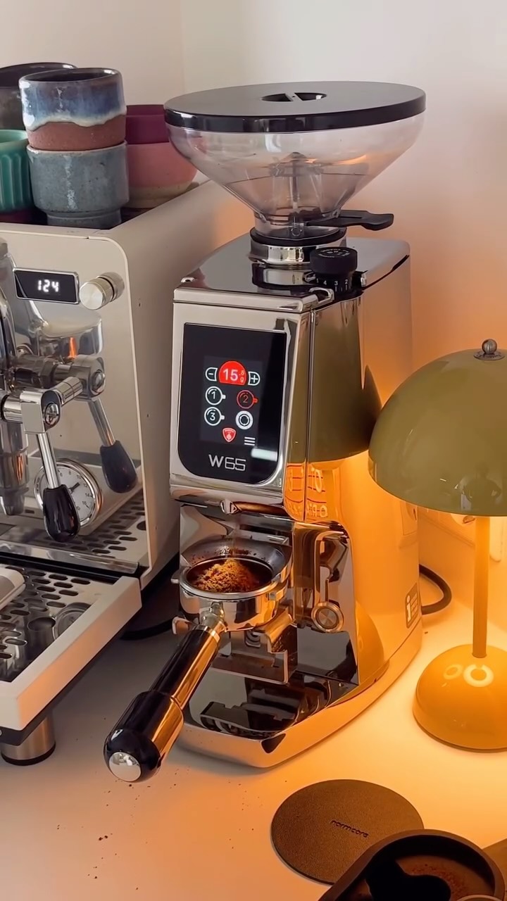 Instagram post by @eureka__grinders for 19grams. Caption reads: Happy Saturday Everyone ☕️ Hope you have a....