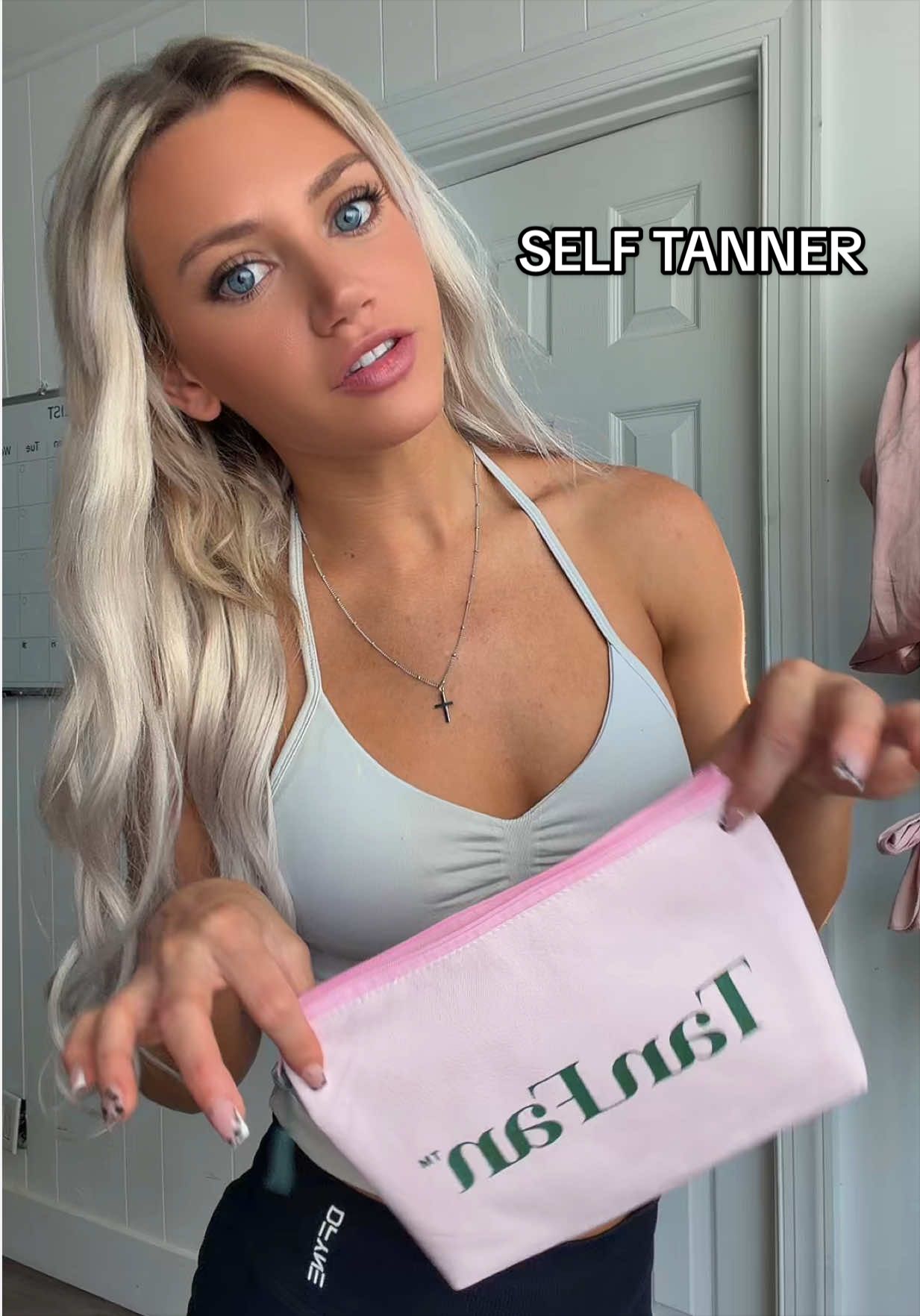 TikTok post by @kianajardot for TAN FAN. Caption reads: @TanFan 👙☀️😍 #selftan #spraytan.