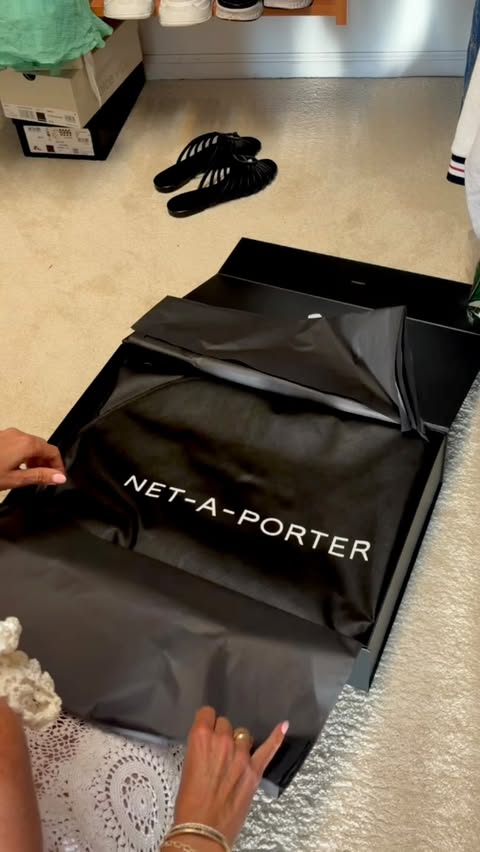 Instagram post by @madisonavenuespy for NET-A-PORTER. Caption reads: [...] the summer at the Jersey Shore, @netaporter....