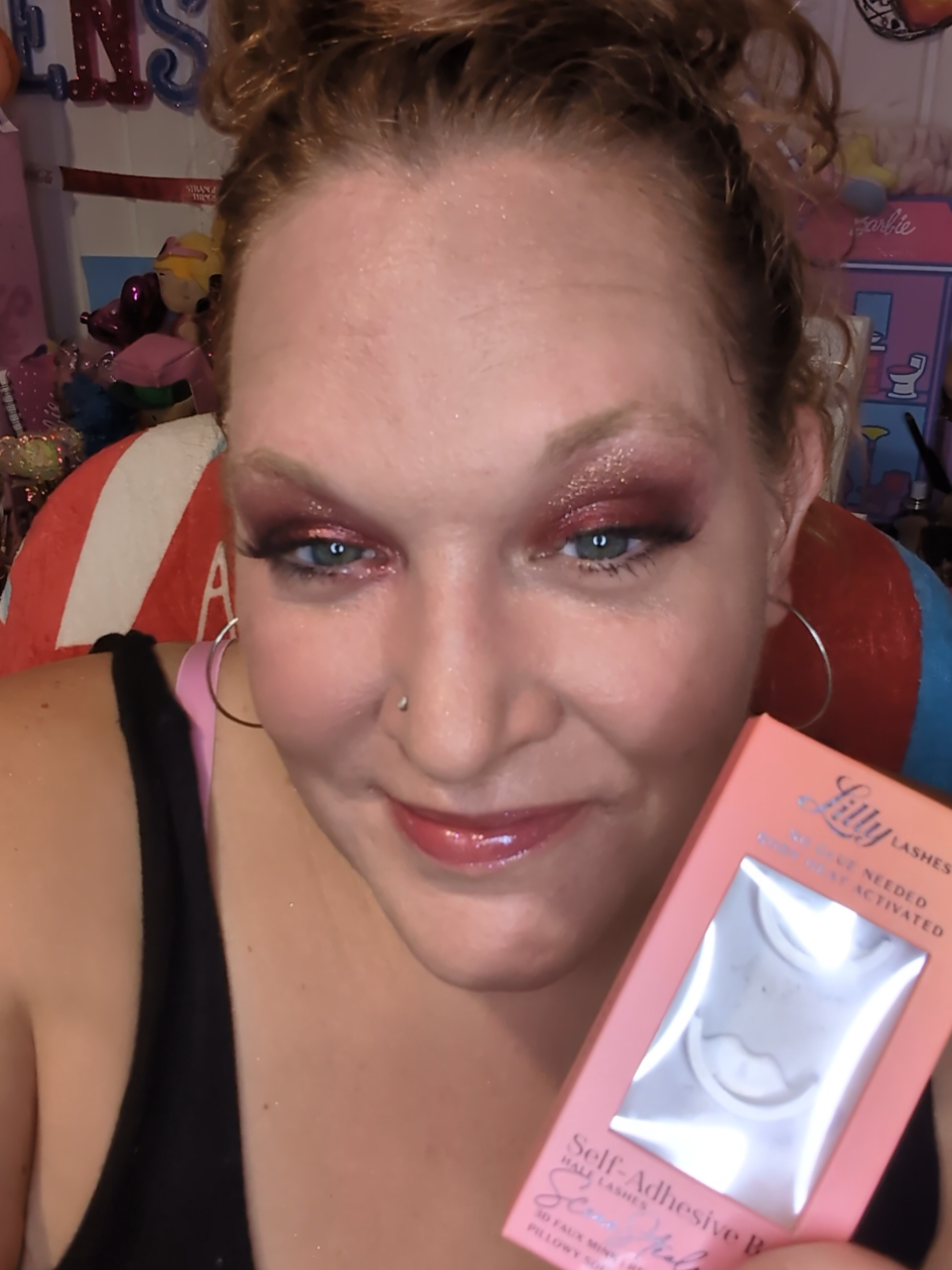 TikTok post by @wenstar2020 for Lilly Lashes. Caption reads: @Lilly Lashes are the way to go!!! NO [...].