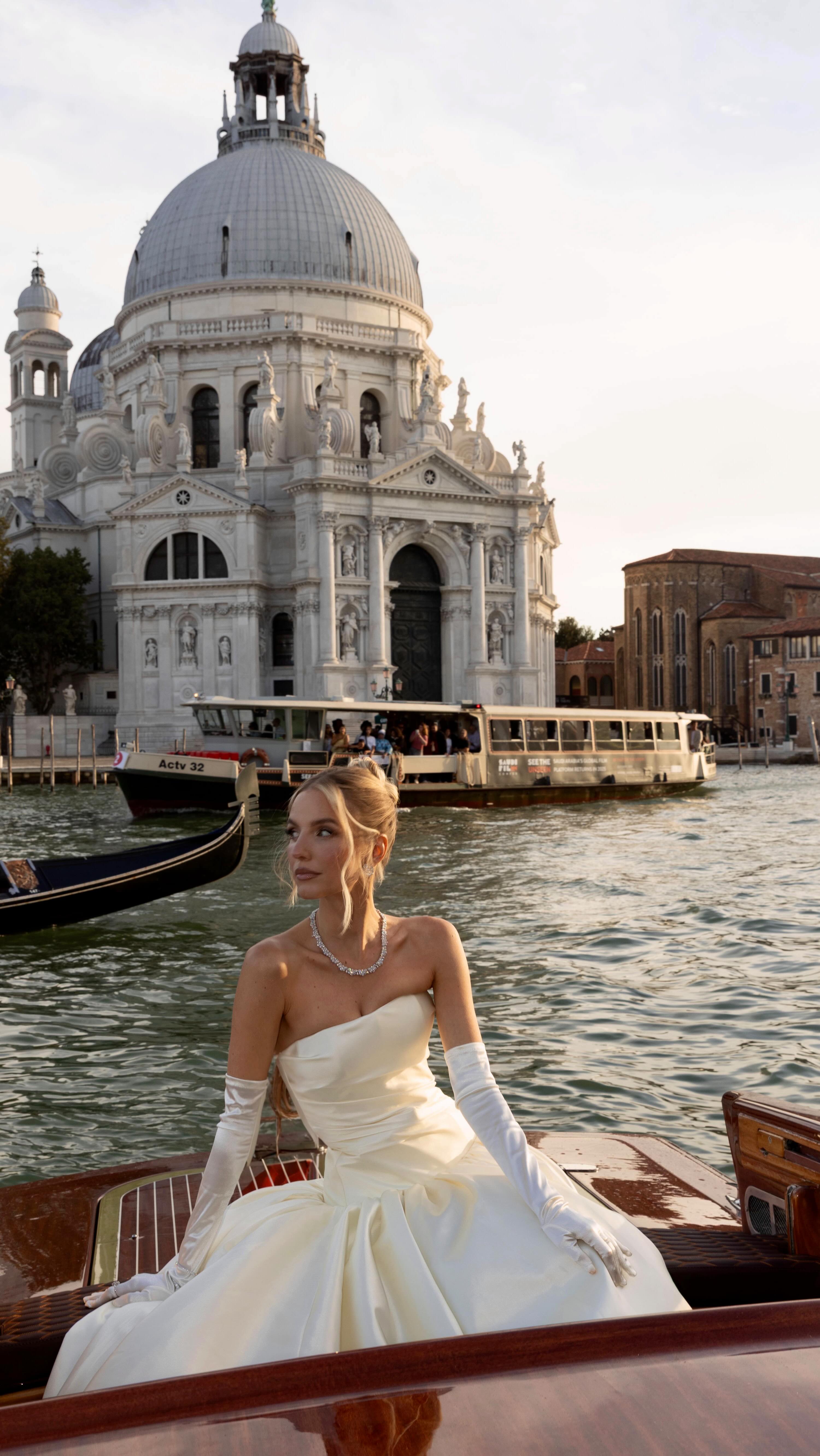 Instagram post by @leoniehanne for BABOR. Caption reads: A Venice red carpet look starts with the right....