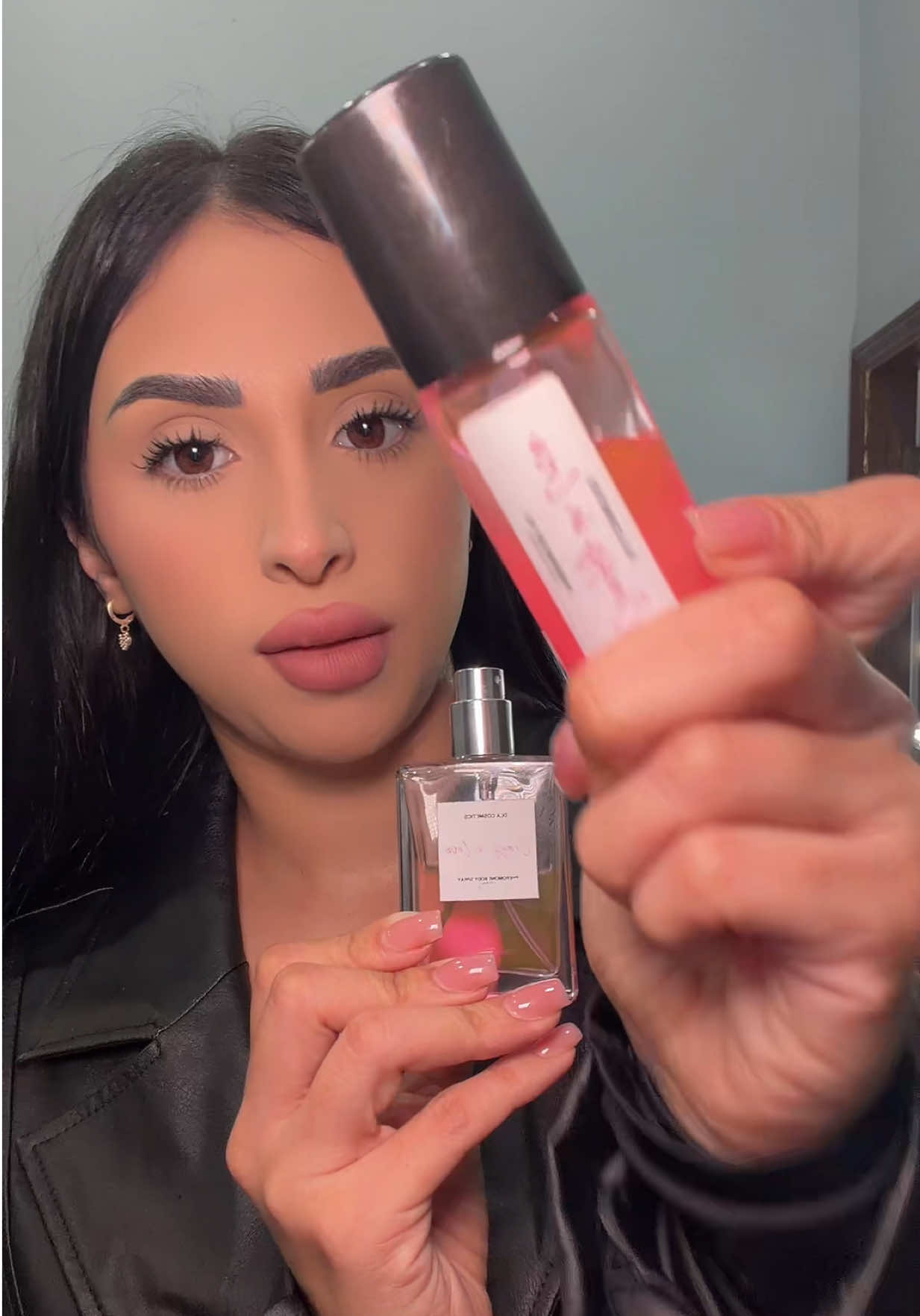 TikTok post by @fernandaapartida for DLA COSMETICS. Caption reads: @DLA COSMETICS @KACHI🩷 el dúo perfecto 😍🙌🏻....