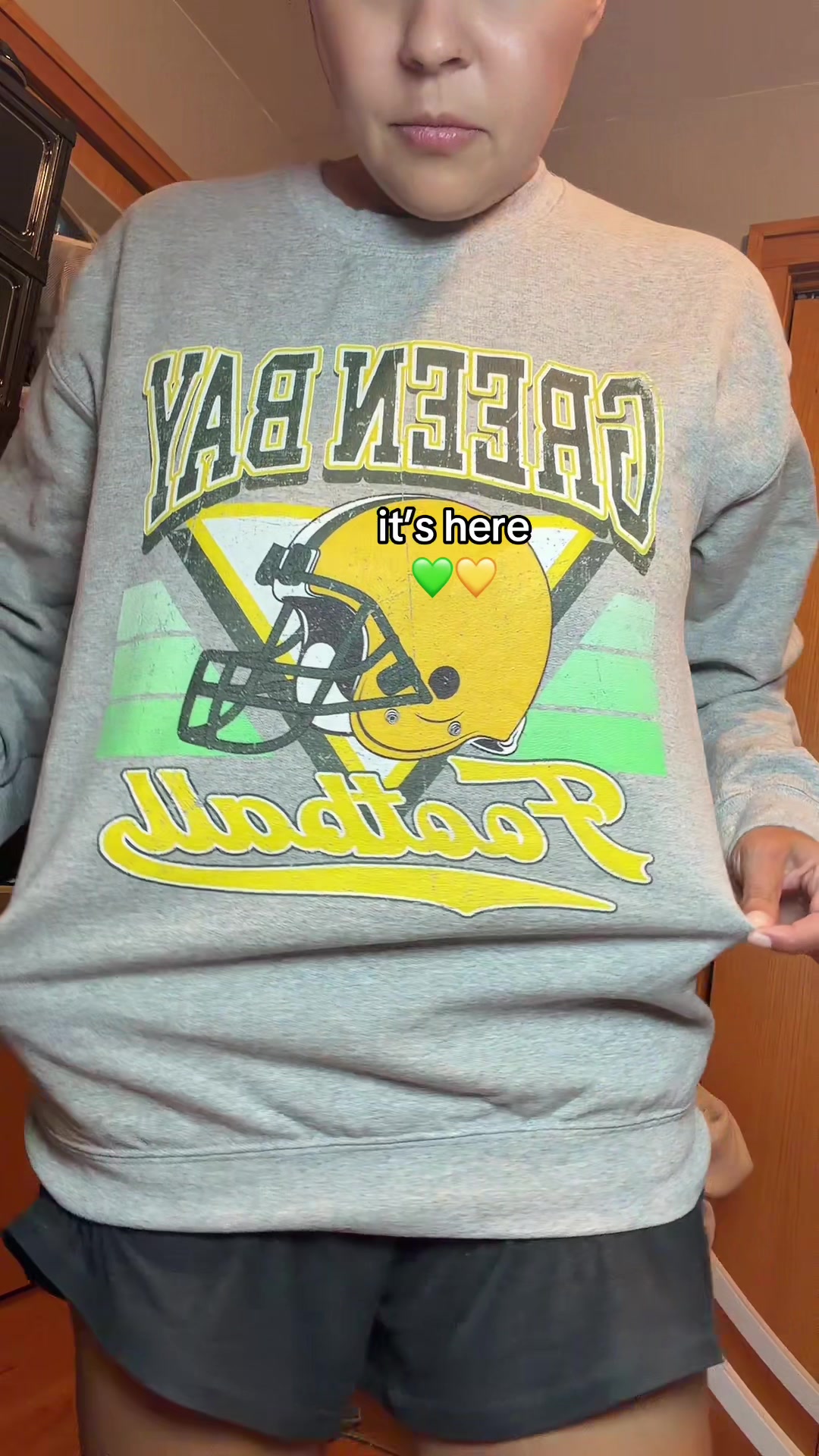 TikTok post by @stephanien1245 for Refinery Number One. Caption reads: Go pack!! @Refinery Number One #greenbaypackers.