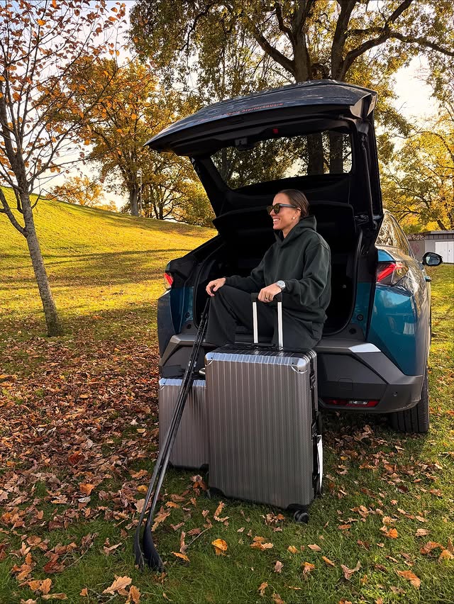 Instagram post by @annakjellbin for Mvst Select. Caption reads: Happy to partner up with @mvstselect
When your....