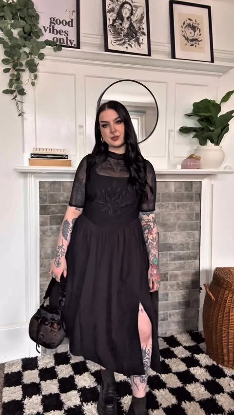 Instagram post by @hennney for DISTURBIA. Caption reads: AD My faves @disturbia are holding a sale with up....