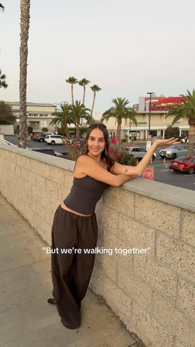Instagram post by @alexiaumansky for Elite Eleven Sporting. Caption reads: AND we’re matching in our @eliteelevensporting....